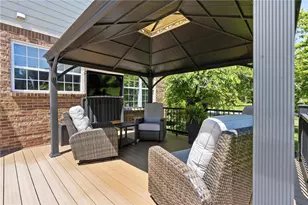 10660 Willow Brook Rd, Washington Twp, OH 45458 - Photo 9