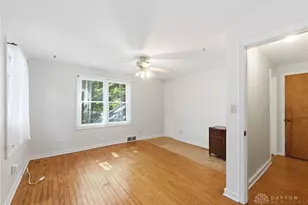 120 1/2 Glen St, Yellow Springs Vlg, OH 45387 - Photo 23