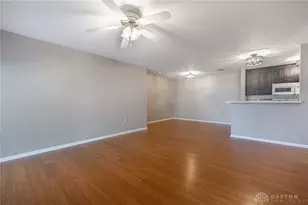 6610 Wareham Ct, Centerville, OH 45459 - Photo 3