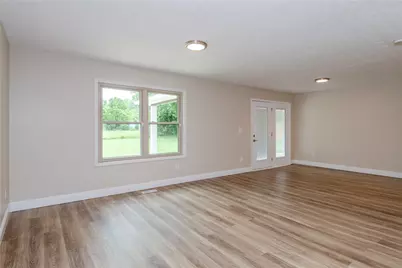 7221 Showplace Drive, Huber Heights, OH 45424 - Photo 9