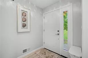 6820 Sycamore Creek Ct, Washington Twp, OH 45459 - Photo 3