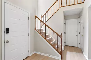 803 Park Hill Ct, Beavercreek, OH 45430 - Photo 5