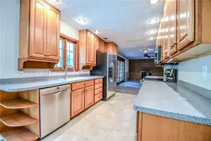 543 Deptford Ave, Washington Twp, OH 45429 - Photo 15