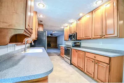543 Deptford Avenue, Washington Twp, OH 45429 - Photo 13