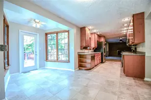 543 Deptford Ave, Washington Twp, OH 45429 - Photo 11