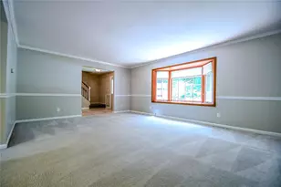 543 Deptford Ave, Washington Twp, OH 45429 - Photo 9