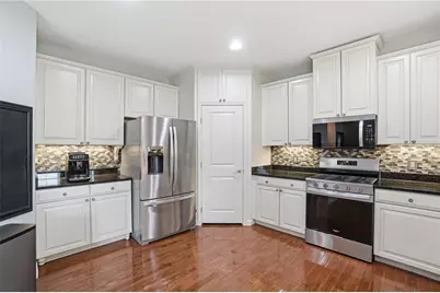 6856 Paragon Road, Washington Twp, OH 45459 - Photo 7