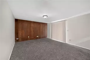 7924 Blackshear Dr, Huber Heights, OH 45424 - Photo 9