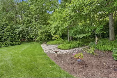 1901 N Regent Park Drive, Bellbrook, OH 45305 - Photo 57