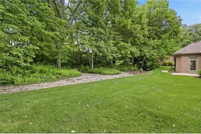 1901 N Regent Park Drive, Bellbrook, OH 45305 - Photo 53