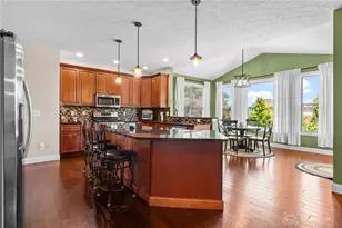 9330 Remington Hill Rd, Springboro, OH 45458 - Photo 5