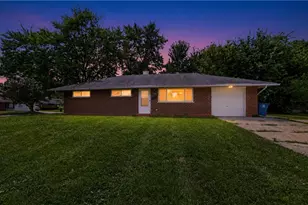 4450 Lambeth Dr, Huber Heights, OH 45424 - Photo 29