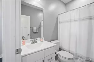 2200 W Schmidt Dr, Beavercreek Twp, OH 45434 - Photo 41