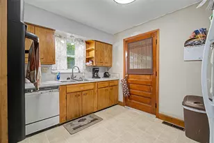 5607 Greencrest Dr, Dayton, OH 45432 - Photo 13