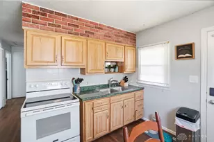1206 W 1st St, Springfield, OH 45504 - Photo 9