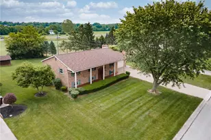 283 Dogwood Dr, Greenville, OH 45331 - Photo 5