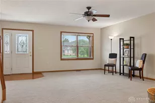 445 Clover Hill, Tipp City, OH 45371 - Photo 5