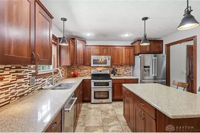 1927 Cider Mill Way, Tipp City, OH 45371 - Photo 9