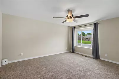 4817 Lodgeview Drive, Huber Heights, OH 45424 - Photo 7
