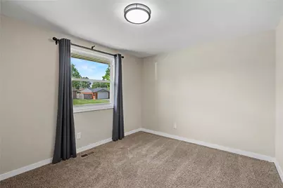 4817 Lodgeview Drive, Huber Heights, OH 45424 - Photo 19
