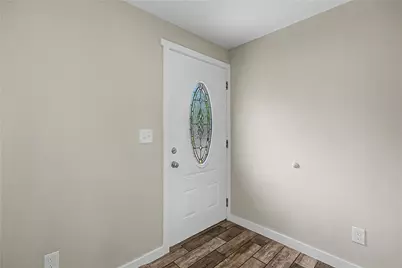 4817 Lodgeview Drive, Huber Heights, OH 45424 - Photo 5