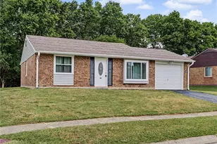 4817 Lodgeview Dr, Huber Heights, OH 45424 - Photo 3