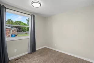 4817 Lodgeview Dr, Huber Heights, OH 45424 - Photo 21