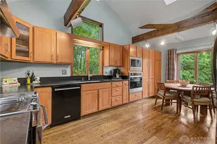6411 Shadow Lake Trail, Centerville, OH 45459 - Photo 15
