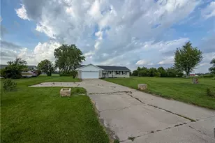 9185 State Route 571, Laura, OH 45337 - Photo 3