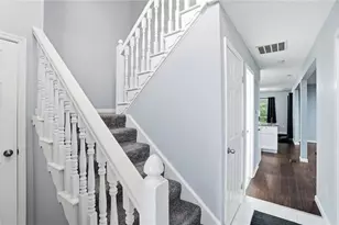 2192 Kyle Ln, Fairborn, OH 45324 - Photo 5