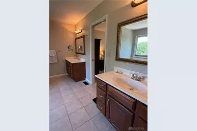 9503 Gem Stone Drive, Clear Creek Township, OH 45458 - Photo 37