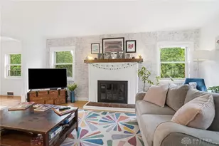 335 East Dr, Oakwood, OH 45419 - Photo 5
