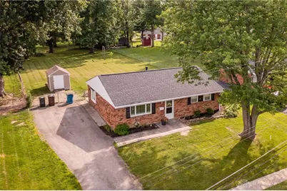 605 Mercury Drive, Cincinnati, OH 45244 - Photo 3