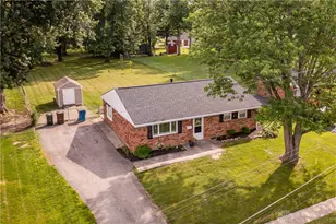 605 Mercury Dr, Cincinnati, OH 45244 - Photo 3