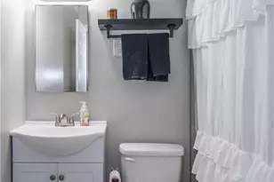 605 Mercury Dr, Cincinnati, OH 45244 - Photo 21