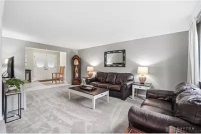 901 New England Avenue, Centerville, OH 45429 - Photo 9