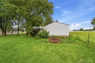 8251 Arlington Rd, Clay Twp, OH 45309 - Photo 27