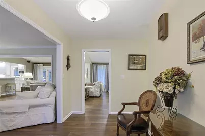 6725 Vienna Woods Trail, Miami Township, OH 45459 - Photo 5