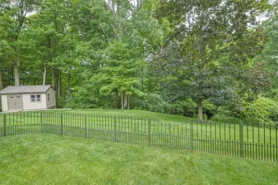 6725 Vienna Woods Trail, Miami Township, OH 45459 - Photo 37
