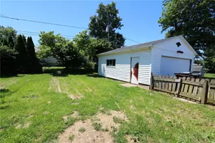 1207 Chalet Dr, New Carlisle, OH 45344 - Photo 23