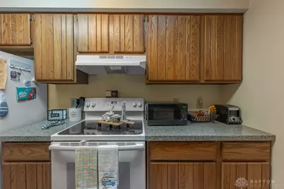 546 Kyle Lane, Fairborn, OH 45324 - Photo 13