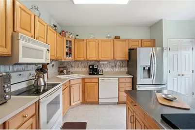 3043 Willowbrook Way, Beavercreek, OH 45431 - Photo 5