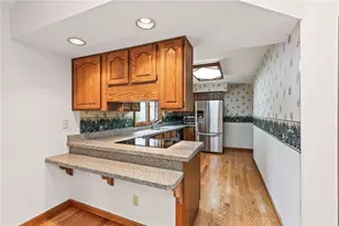 7630 Essington Cir, Washington Twp, OH 45459 - Photo 13
