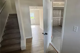 4034 Hemlock Ct, Huber Heights, OH 45424 - Photo 5