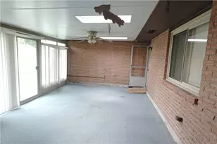 6338 Blue Ash Rd, Butler Twp, OH 45414 - Photo 13
