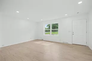 71 N Alder St, Dayton, OH 45417 - Photo 7