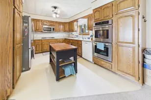 3925 Kilbourn Rd, Arcanum, OH 45304 - Photo 5