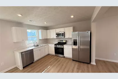 4028 Hemlock Court, Huber Heights, OH 45424 - Photo 9