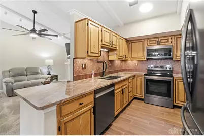 6071 N Quinella Way, Centerville, OH 45459 - Photo 17