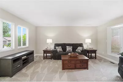 6071 N Quinella Way, Centerville, OH 45459 - Photo 7